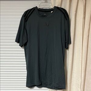 Adidas Men's Dark Gray Short Sleeve Tee medium